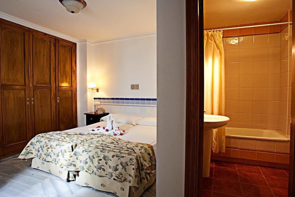 Hostal Boutique Plaza Cantarero Nerja Bagian luar foto