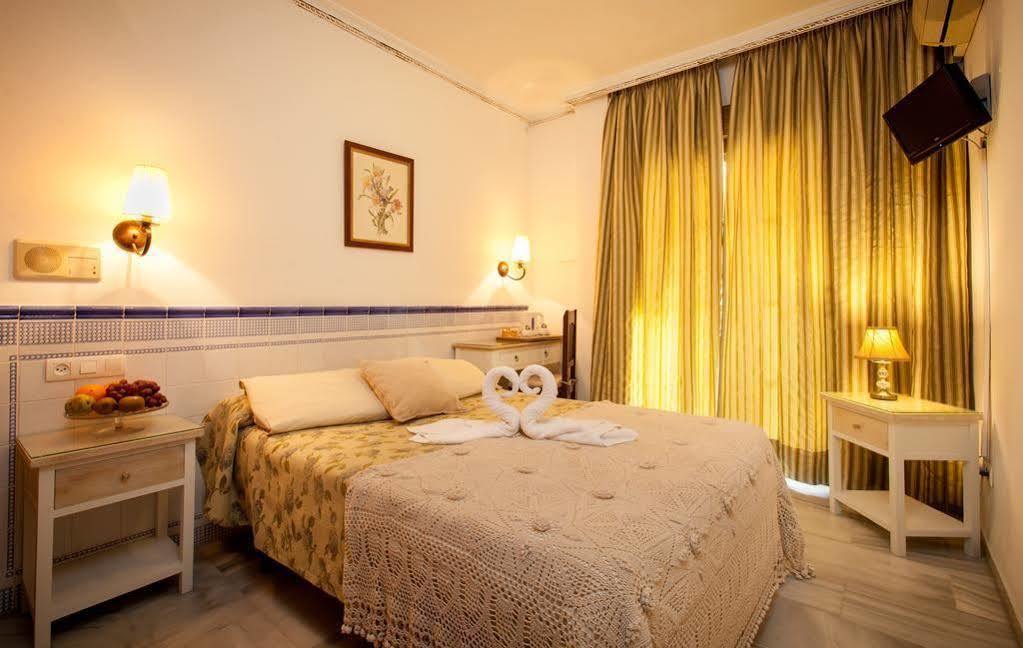 Hostal Boutique Plaza Cantarero Nerja Bagian luar foto